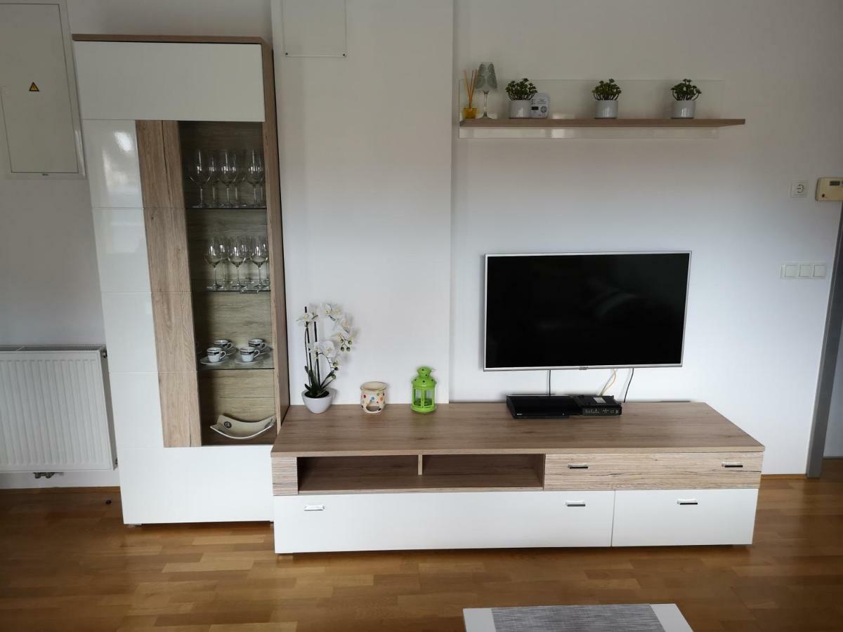 Apartma Lucijana Mojstrana Exterior photo