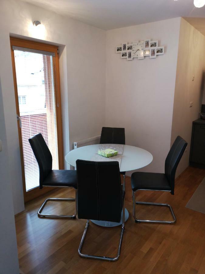 Apartma Lucijana Mojstrana Exterior photo